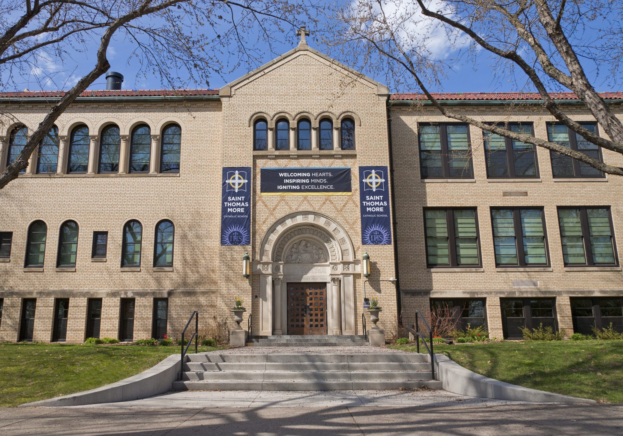 exterior of st thomas more school